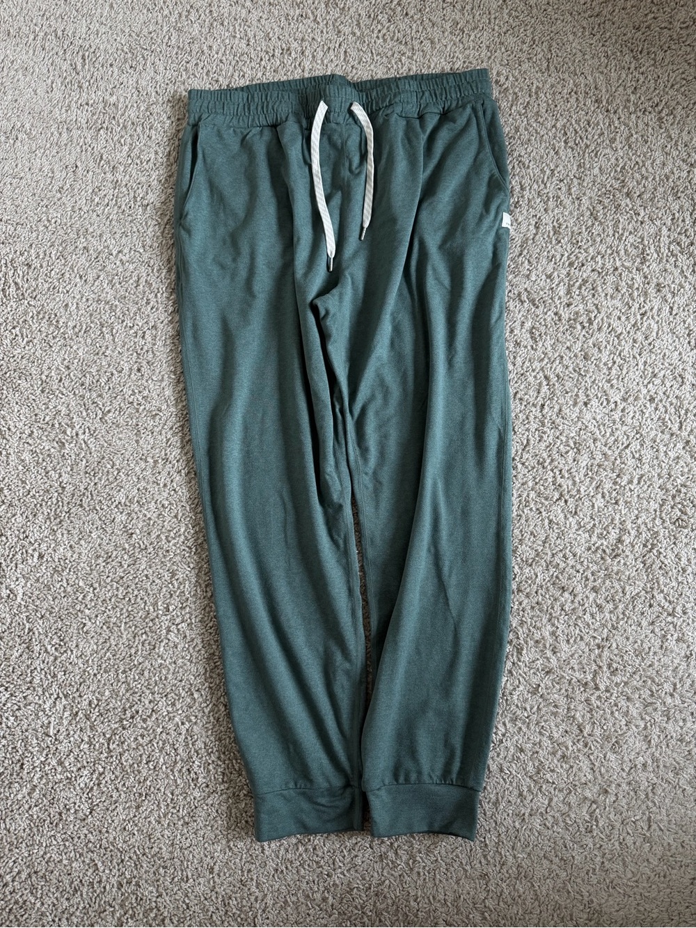 Vuori Stretch Green Performance Joggers